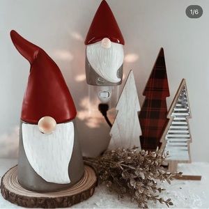 Scentsy Gnome warmers, Full size and mini